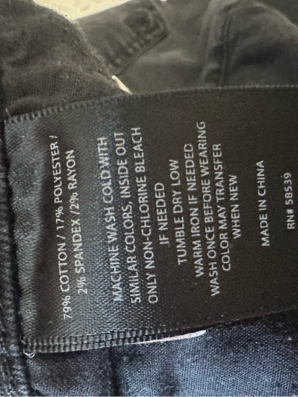 Kut from the Kloth Katy Boyfriend Black Jeans size 10 - Picture 8 of 9